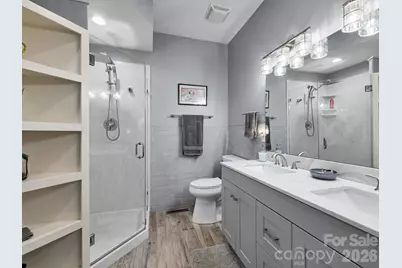 2208 E Cumming Woods Lane, Hendersonville, NC 28739 - Photo 17