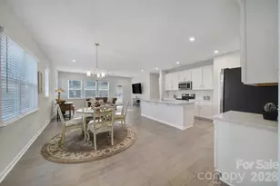 516 Madison Falls Ct, Fort Mill, SC 29708 - Photo 3