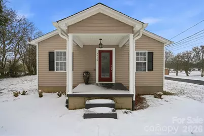3410 25th Avenue NE, Hickory, NC 28601 - Photo 3