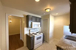 707 Grandin Rd, Charlotte, NC 28208 - Photo 3