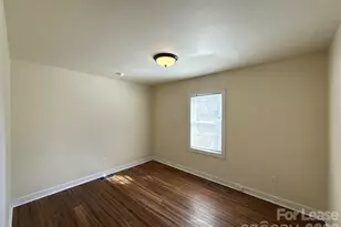 707 Grandin Rd, Charlotte, NC 28208 - Photo 9