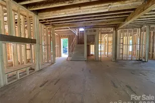 1205 Meadowood Ln, Charlotte, NC 28211 - Photo 11