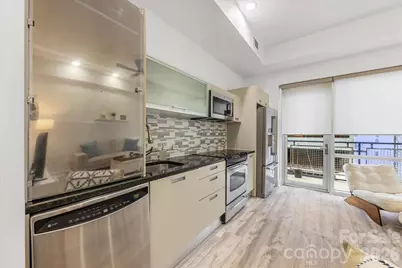 1133 Metropolitan Avenue #211, Charlotte, NC 28204 - Photo 9