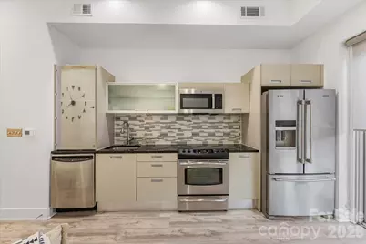 1133 Metropolitan Avenue #211, Charlotte, NC 28204 - Photo 7