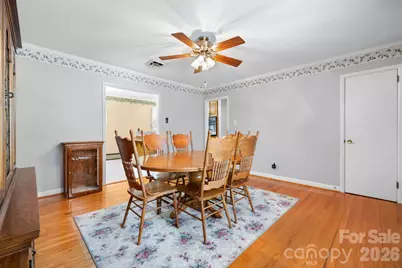 1802 33rd Street NE, Hickory, NC 28601 - Photo 5