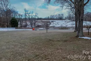 1802 33rd St NE, Hickory, NC 28601 - Photo 15