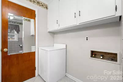 1802 33rd Street NE, Hickory, NC 28601 - Photo 9