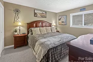 102 Sugar Ski Dr, Sugar Mountain, NC 28604 - Photo 15