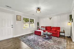 10305 Starwood Dr, Charlotte, NC 28215 - Photo 3