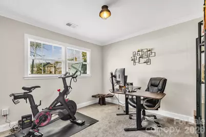 10305 Starwood Drive, Charlotte, NC 28215 - Photo 11