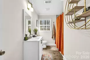 10305 Starwood Dr, Charlotte, NC 28215 - Photo 13