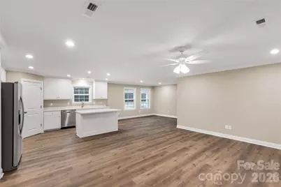 6270 Kershaw Camden Highway, Kershaw, SC 29067 - Photo 7