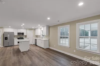 6270 Kershaw Camden Highway, Kershaw, SC 29067 - Photo 11