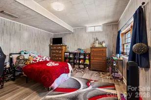 11 N Marley Dr, Flat Rock, NC 28731 - Photo 23