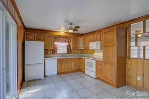 1933 Brookdale Ave, Charlotte, NC 28210 - Photo 9