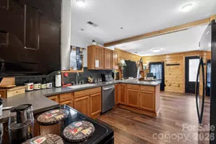 110 Pine St, Tryon, NC 28782 - Photo 23