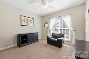 8526 Wren Creek Dr, Charlotte, NC 28269 - Photo 17