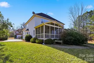 8526 Wren Creek Dr, Charlotte, NC 28269 - Photo 37