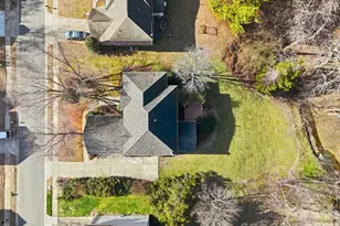 8526 Wren Creek Dr, Charlotte, NC 28269 - Photo 41