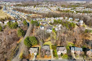 8526 Wren Creek Dr, Charlotte, NC 28269 - Photo 41