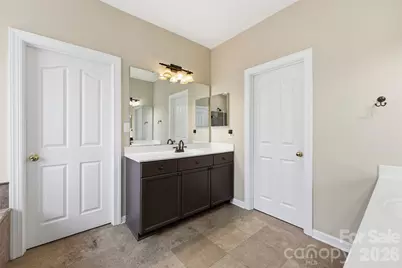 8526 Wren Creek Drive, Charlotte, NC 28269 - Photo 29