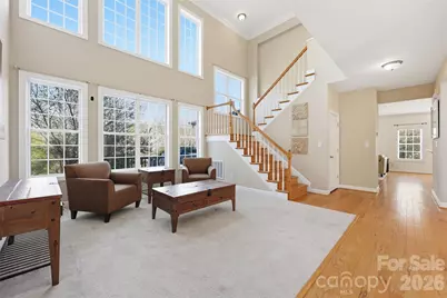 8526 Wren Creek Drive, Charlotte, NC 28269 - Photo 5