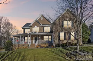 10205 Treetop Ln, Cornelius, NC 28031 - Photo 3