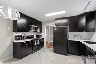 3325 Braden Dr, Charlotte, NC 28216 - Photo 13