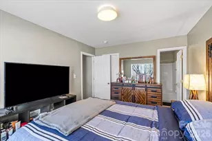 3325 Braden Dr, Charlotte, NC 28216 - Photo 21