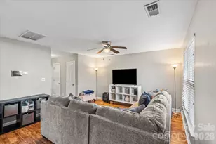 3325 Braden Dr, Charlotte, NC 28216 - Photo 7