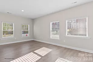 127 Cherry Spgs Ln, Asheville, NC 28804 - Photo 7