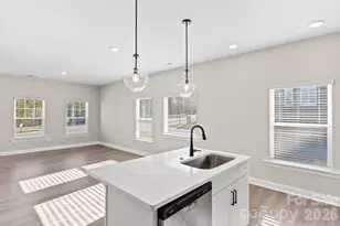 127 Cherry Spgs Ln, Asheville, NC 28804 - Photo 9