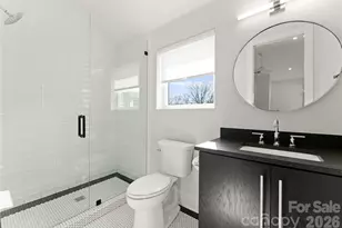 301 Dover Ave, Charlotte, NC 28209 - Photo 19