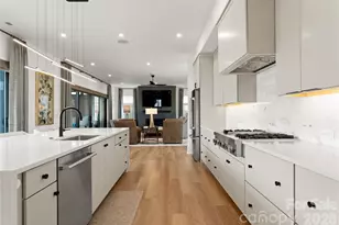 301 Dover Ave, Charlotte, NC 28209 - Photo 13