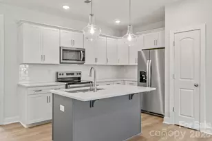 125 Cherry Spgs Ln, Asheville, NC 28804 - Photo 7