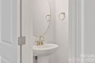 125 Cherry Spgs Ln, Asheville, NC 28804 - Photo 11