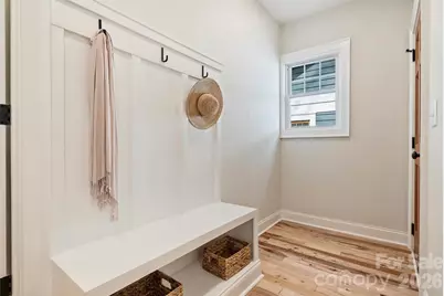 321 W Kingston Avenue, Charlotte, NC 28203 - Photo 23