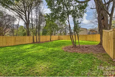 321 W Kingston Avenue, Charlotte, NC 28203 - Photo 41