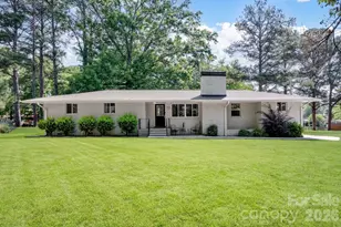 1405 Lakeview Dr, Pineville, NC 28134 - Photo 1