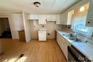 4130 Cascade St, Terrell, NC 28682 - Photo 13