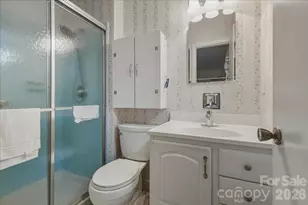 10925 Osprey Dr, Charlotte, NC 28226 - Photo 17