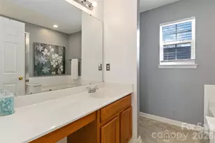 11818 Guildhall Ln, Charlotte, NC 28213 - Photo 21