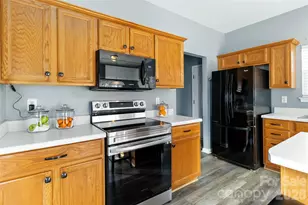 11818 Guildhall Ln, Charlotte, NC 28213 - Photo 11