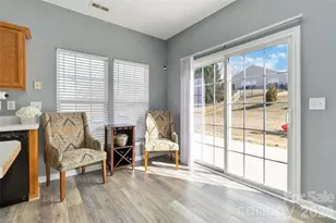 11818 Guildhall Ln, Charlotte, NC 28213 - Photo 13