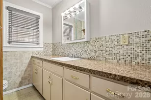 203 3rd Ave NE, Conover, NC 28613 - Photo 27