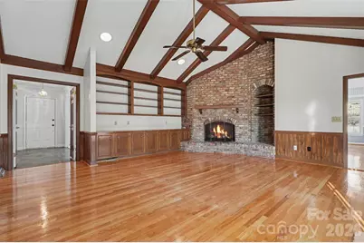 754 Charter Place, Charlotte, NC 28211 - Photo 9