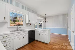 754 Charter Pl, Charlotte, NC 28211 - Photo 15