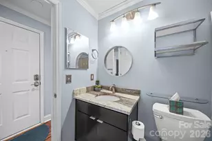 517 N Graham St, Charlotte, NC 28202 - Photo 11