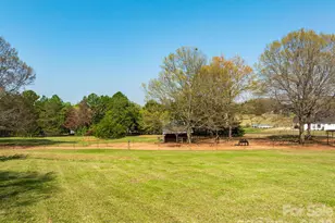 1570 Roddy Rd, Campobello, SC 29322 - Photo 41