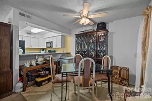 1832 J Julian Ln, Charlotte, NC 28208 - Photo 11